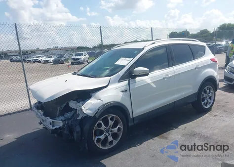 2016 Ford Escape Titanium из США, поврежденный, VIN 1FMCU0JX8GUC35533